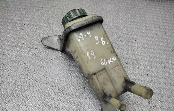 Audi A4 S4 B5 8D Power steering fluid tank/reservoir 8DO422373C