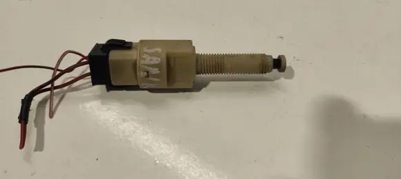 Clutch pedal sensor