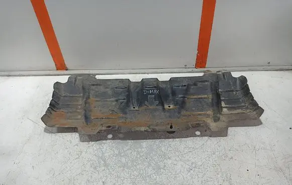 Isuzu D-Max Engine splash shield/under tray
