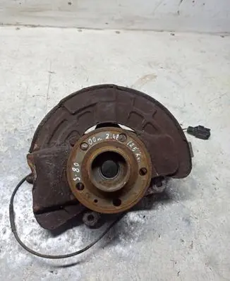 Volvo S80 Front wheel hub P39960617
