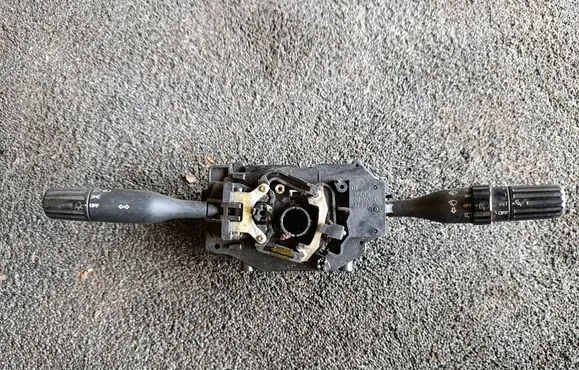 Mazda 323 F Wiper turn signal indicator stalk/switch 178291