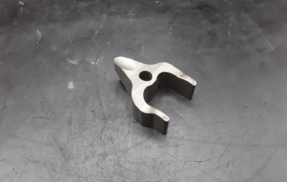 BMW 5 F10 F11 Fuel Injector clamp holder NOCODE