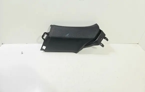 Volvo V40 Tailgate/trunk side cover trim 31305358
