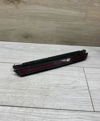 Volkswagen PASSAT B5 Third/center stoplight e1531