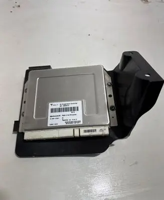 Tesla Model S Air suspension control unit module (rear) 15152801532 D00801110018 6006413