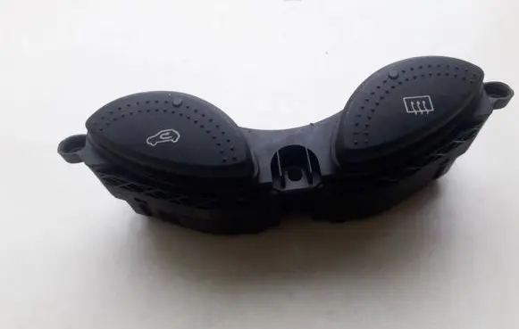 Windscreen/window heater switch