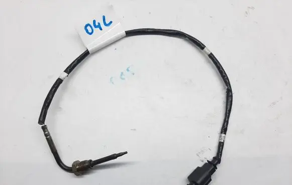 Volkswagen PASSAT B9 Exhaust gas temperature sensor 04L906088