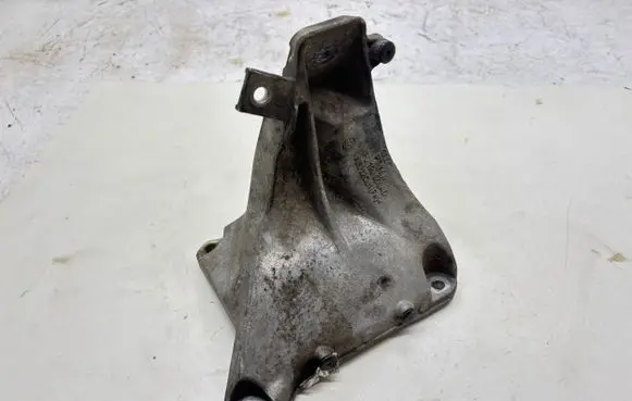 Audi A6 S6 C6 4F Engine mounting bracket 4F0199308AD