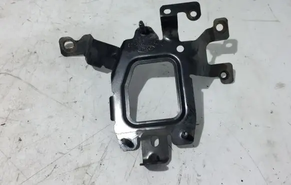 Ford Transit Custom Bracket in trunk/boot GK2112B681AB