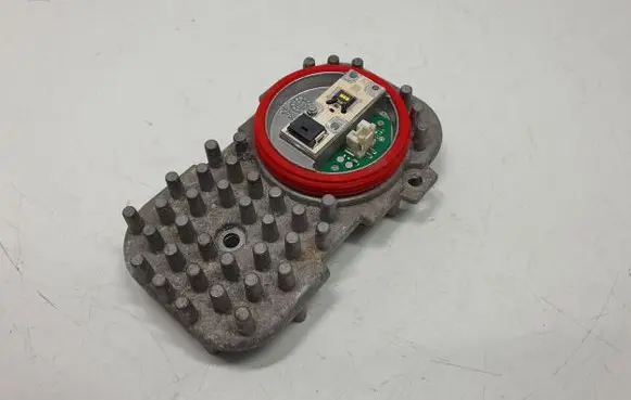 BMW 3 E92 E93 LED ballast control module 7263051 63117263051 060911