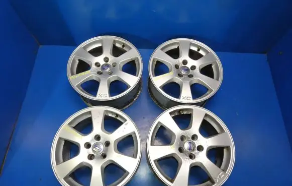 Volvo XC60 R17 alloy rim 