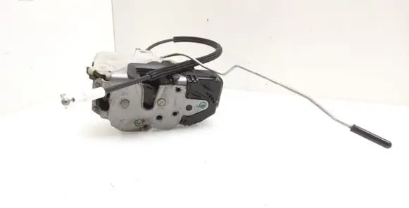 Opel Insignia A Front door lock 3023880