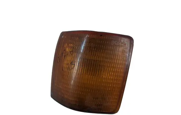 Audi 80 90 B2 Front indicator light 811953050 1305230902