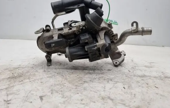 Ford Focus EGR valve cooler 50563902