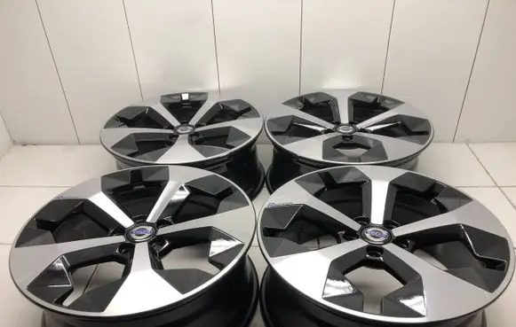 Volvo XC40 R19 alloy rim 