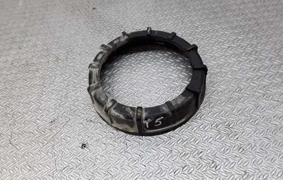 Volkswagen Transporter - Caravelle T5 In tank fuel pump screw locking ring/nut 
