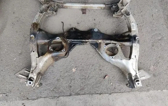 BMW 5 F10 F11 Front subframe 12208910
