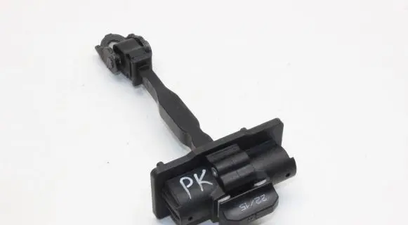 Peugeot 2008 II Front door check strap stopper