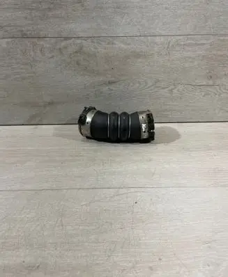 Intercooler hose/pipe