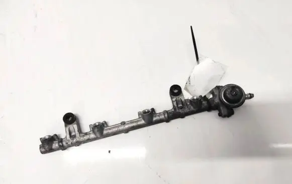 Toyota Yaris Fuel main line pipe 2325023020 23250-23020