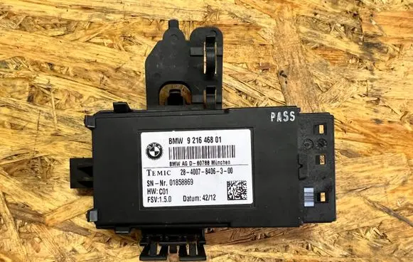 BMW X3 F25 Seat heating relay 9216468