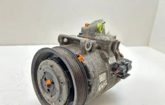 Jaguar XK - XKR Air conditioning (A/C) compressor (pump) 6W9319D629AB