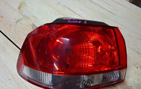 Volkswagen Golf VI Rear/tail lights 89090598