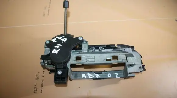 Audi A4 S4 B7 8E 8H Front door exterior handle/bracket 8E2837886A