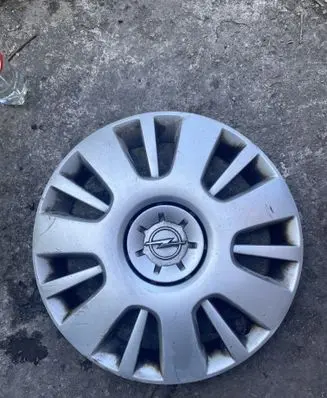 Opel Zafira B R16 wheel hub/cap/trim 13242075
