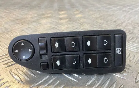 BMW 5 E39 Electric window control switch 6904339 829586