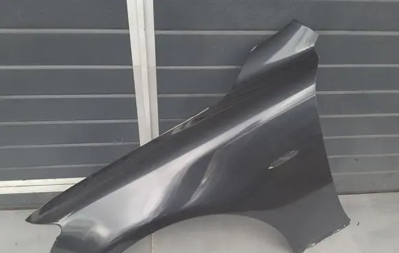 Lexus IS 220D-250-350 Fender