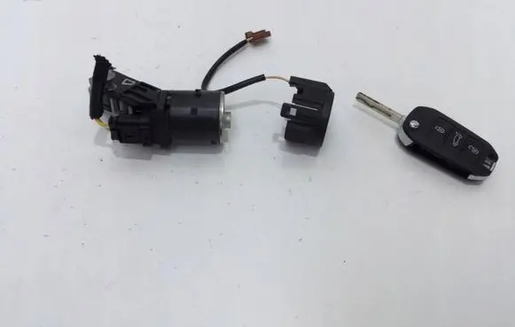 Opel Corsa F Ignition lock 9663123380
