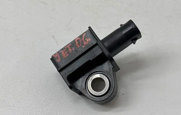 Volkswagen Jetta VII Airbag deployment crash/impact sensor 5Q0959651D 01866111482