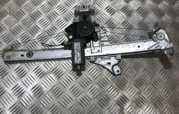 Toyota Avensis T220 Sliding door window regulator with motor