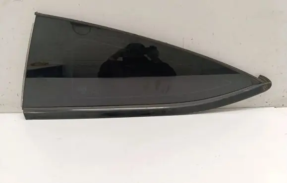 Mercedes-Benz C W205 Rear side window 43R00048