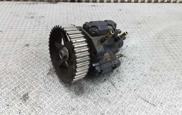 Renault Laguna II Fuel injection high pressure pump 7700111010 0445010018