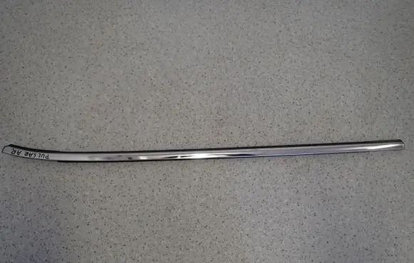 Nissan Pulsar Windshield/front glass wiper blade 
