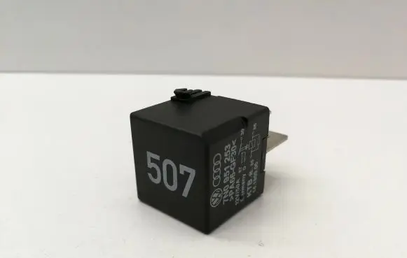 Volkswagen Caddy Other relay 7N0951253