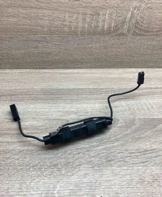 Mercedes-Benz C W202 Aerial antenna amplifier 2028202389