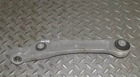 Audi Q8 Front lower control arm/wishbone 4M0407155E