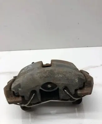 Volkswagen PASSAT B6 Front brake caliper