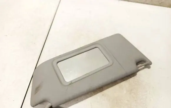 Sun visor