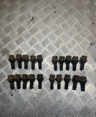 Peugeot Boxer Nuts/bolts 