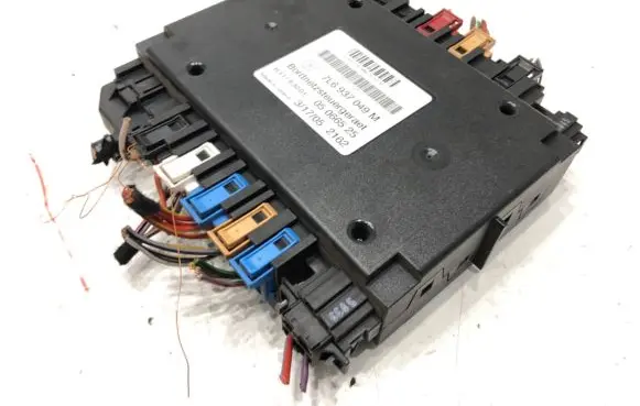 Volkswagen Touareg I Other control units/modules 7L6937049M