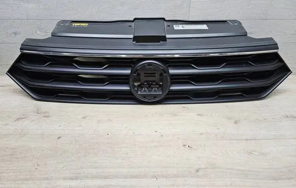 Volkswagen T-Roc Front bumper upper radiator grill 2GA853651E