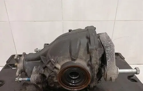 Mercedes-Benz S C217 Rear differential/diff mount bracket A2223509602