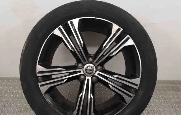 R19 alloy rim