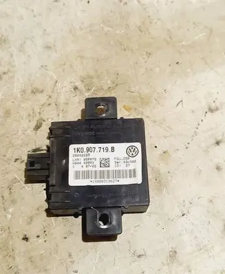 Volkswagen Touran I Alarm control unit/module 1K0907719B