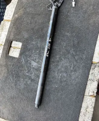 Subaru Outback (BT) Tailgate/trunk strut/damper 63320AN01C