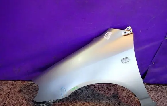 Toyota Corolla E120 E130 Fender 